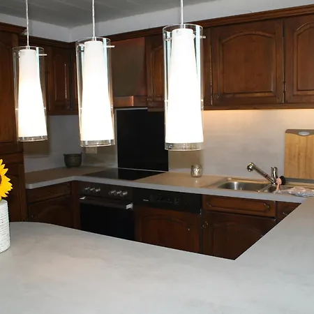 Haus Talblick بيت للعطل *